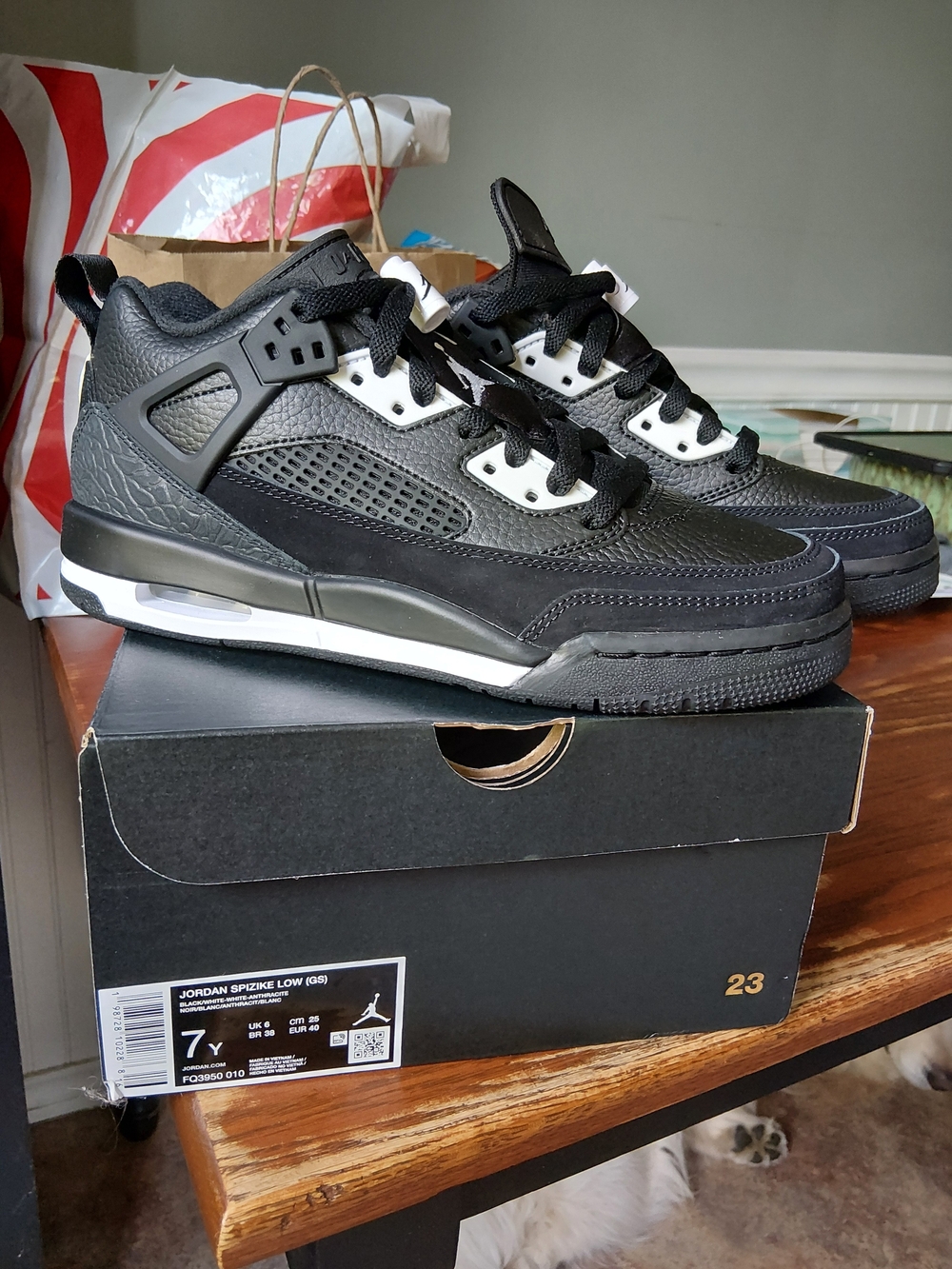 Jordan Spizike Low Men's Sneakers - Black/White